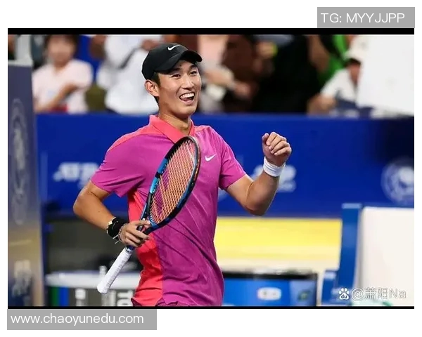 成都网球队的力量揭秘：网球巨献背后的拼搏与荣耀