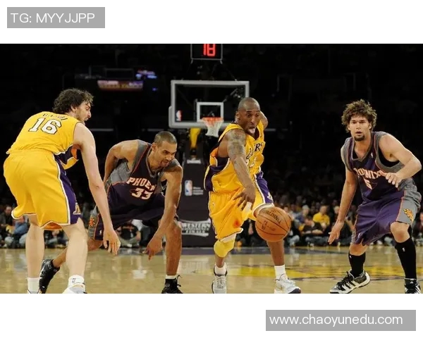 湖人轻取爵士,总分4-2晋级西部决赛 湖人轻取爵士,总分4-2晋级西部决赛